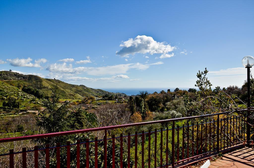 Agriturismo Etna-Mare Piedimonte Etneo Exterior foto